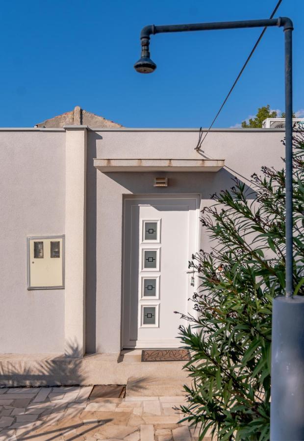 Apartments Tolic Baška Voda Buitenkant foto