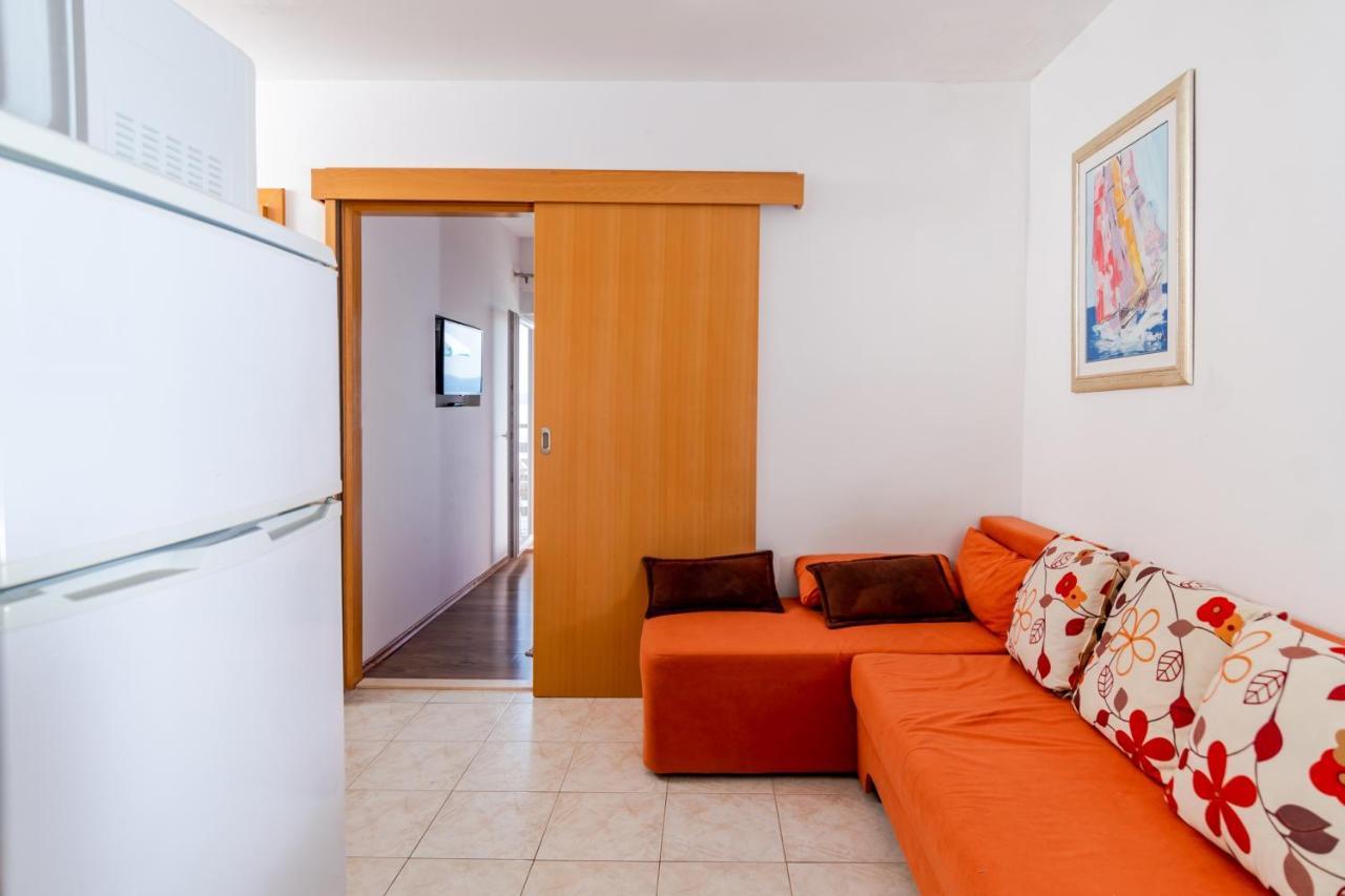 Apartments Tolic Baška Voda Buitenkant foto